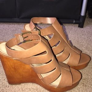 Brown wedges